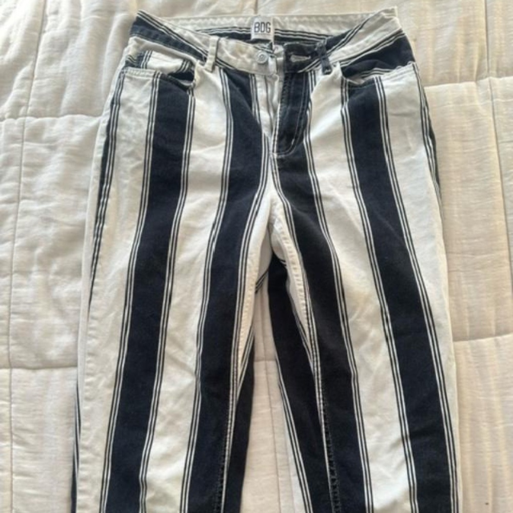 BDG Jeans Size 27 Black and white stripe